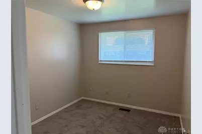 7280 Cedar Knolls Drive, Huber Heights, OH 45424 - Photo 9