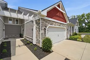 633 Bungalow Ct, Beavercreek, OH 45430 - Photo 3