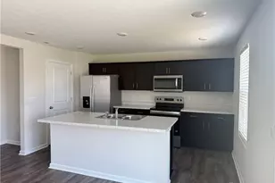 1460 Camden Ln, Xenia, OH 45385 - Photo 5