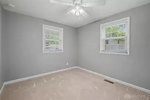 2716 Ridgeville Ct, Kettering, OH 45440 - Photo 25