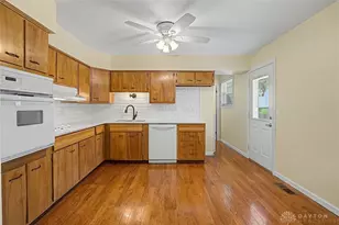 2716 Ridgeville Ct, Kettering, OH 45440 - Photo 15