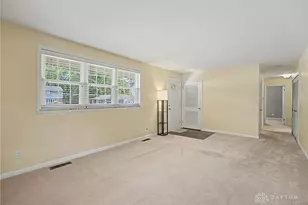 2716 Ridgeville Ct, Kettering, OH 45440 - Photo 7