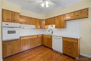 2716 Ridgeville Ct, Kettering, OH 45440 - Photo 13