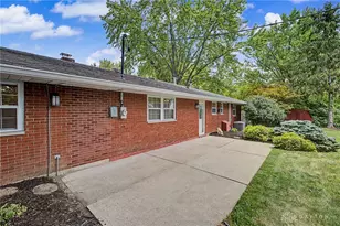 2716 Ridgeville Ct, Kettering, OH 45440 - Photo 31
