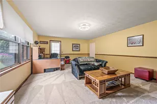 9184 N Creek Ln, Washington Twp, OH 45458 - Photo 17