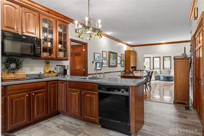 307 Leyland Park Drive, Wilmington, OH 45177 - Photo 5