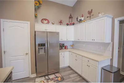 1454 Runnymeade Way, Beavercreek Twp, OH 45385 - Photo 7