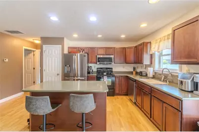 1285 Peggy Lane, Wilmington, OH 45177 - Photo 9