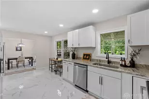 7826 Deerhurst Pl, Maineville, OH 45039 - Photo 13