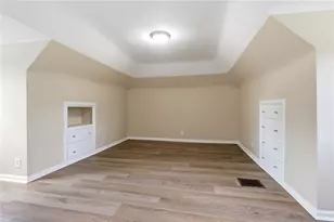 104 N Bromfield Rd, Kettering, OH 45429 - Photo 31