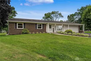 1545 Gunther Dr, Bellbrook, OH 45305 - Photo 3