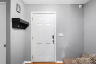 1099 Beaver Valley Rd, Beavercreek, OH 45434 - Photo 5