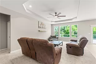 1189 Heathgate Wy, Fairborn, OH 45324 - Photo 13