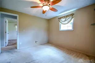 7240 Stonehurst Dr, Huber Heights, OH 45424 - Photo 25
