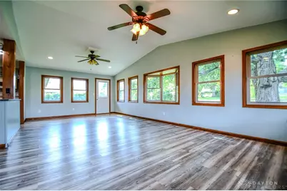 7240 Stonehurst Drive, Huber Heights, OH 45424 - Photo 13