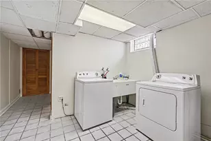 323 Orchard Dr, Oakwood, OH 45419 - Photo 23