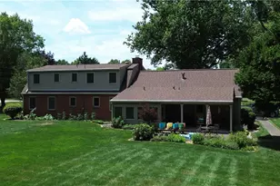 2221 Fiesta Dr, Troy, OH 45373 - Photo 5