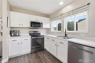 1935 Springwood Dr, Piqua, OH 45356 - Photo 25