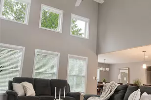 7728 Devonwood Ct, Huber Heights, OH 45424 - Photo 9