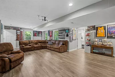 7728 Devonwood Court, Huber Heights, OH 45424 - Photo 43