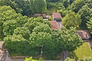 2709 Lindale Ave, Dayton, OH 45414 - Photo 3