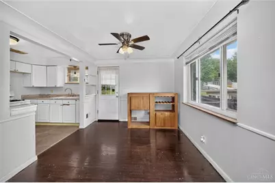 1324 Thurnridge Drive, Reading, OH 45215 - Photo 11