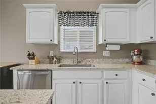10013 Oriole Ct, Miamisburg, OH 45342 - Photo 9