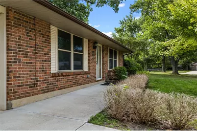 5469 Woodgate Drive, Huber Heights, OH 45424 - Photo 7