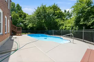 7661 Huntsman Ln, West Chester, OH 45069 - Photo 5