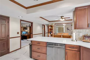 9320 Streamview Ct, Washington Twp, OH 45458 - Photo 11