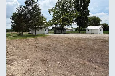519 N Snyder Road, Dayton, OH 45417 - Photo 5