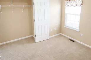 638 Willow Point Ct, Troy, OH 45373 - Photo 15