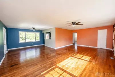 6123 Shady Oak Street, Huber Heights, OH 45424 - Photo 5
