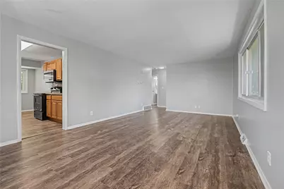 217 Whispering Drive, Trotwood, OH 45426 - Photo 5