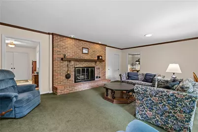 156 Manor Lane, Washington Twp, OH 45429 - Photo 15