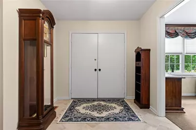 156 Manor Lane, Washington Twp, OH 45429 - Photo 13