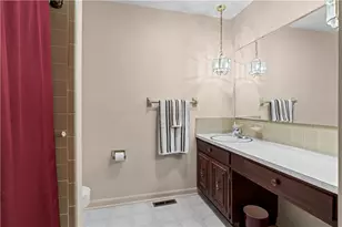 156 Manor Ln, Washington Twp, OH 45429 - Photo 31