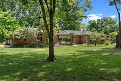 156 Manor Lane, Washington Twp, OH 45429 - Photo 3