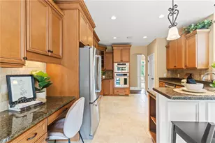 2314 Crestridge Dr, Butler Twp, OH 45414 - Photo 23