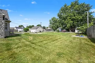 407 Virginia Ave, Troy, OH 45373 - Photo 27