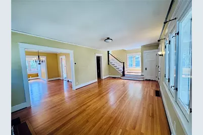 62 E Dixon Avenue, Oakwood, OH 45419 - Photo 9