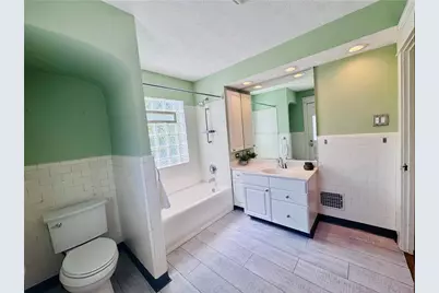 62 E Dixon Avenue, Oakwood, OH 45419 - Photo 17