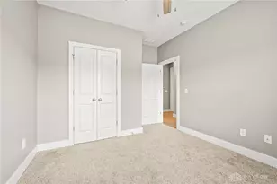 519 Flagstone, Tipp City, OH 45371 - Photo 39