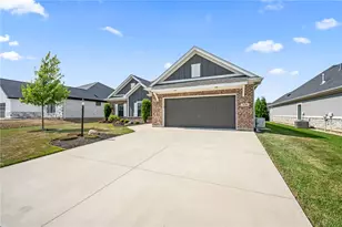 519 Flagstone, Tipp City, OH 45371 - Photo 7