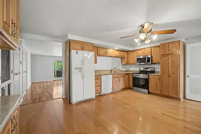 7361 Claircrest Drive, Huber Heights, OH 45424 - Photo 13