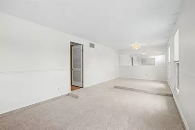 7361 Claircrest Drive, Huber Heights, OH 45424 - Photo 9