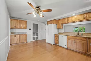 7361 Claircrest Dr, Huber Heights, OH 45424 - Photo 13