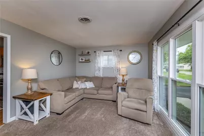 370 Skyview Drive, Vandalia, OH 45377 - Photo 9