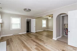 401 S Alex Rd, West Carrollton, OH 45449 - Photo 19