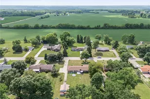 7815 Windham Rd, Bethel Twp, OH 45371 - Photo 3